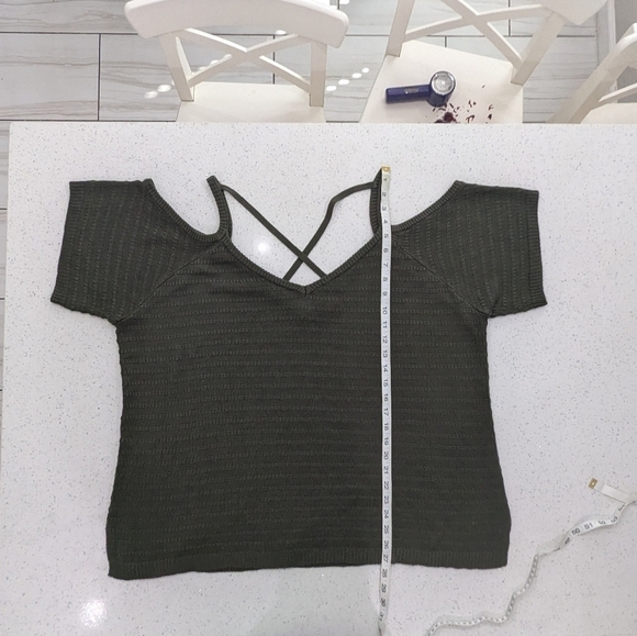 Torrid Knit Dark Green Cold Shoulder Sweater Top Short Sleeve Crossed Straps 4X - Picture 5 of 8